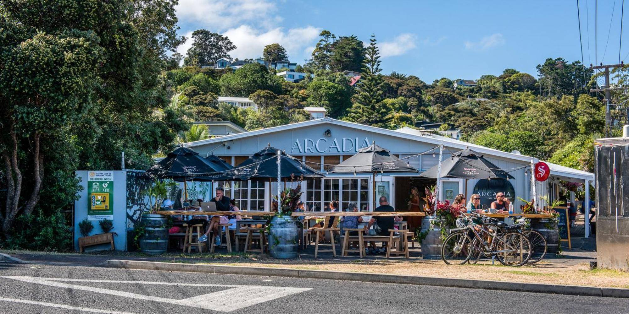 Island Sanctuary - Waiheke Holiday Home Ostend Bagian luar foto